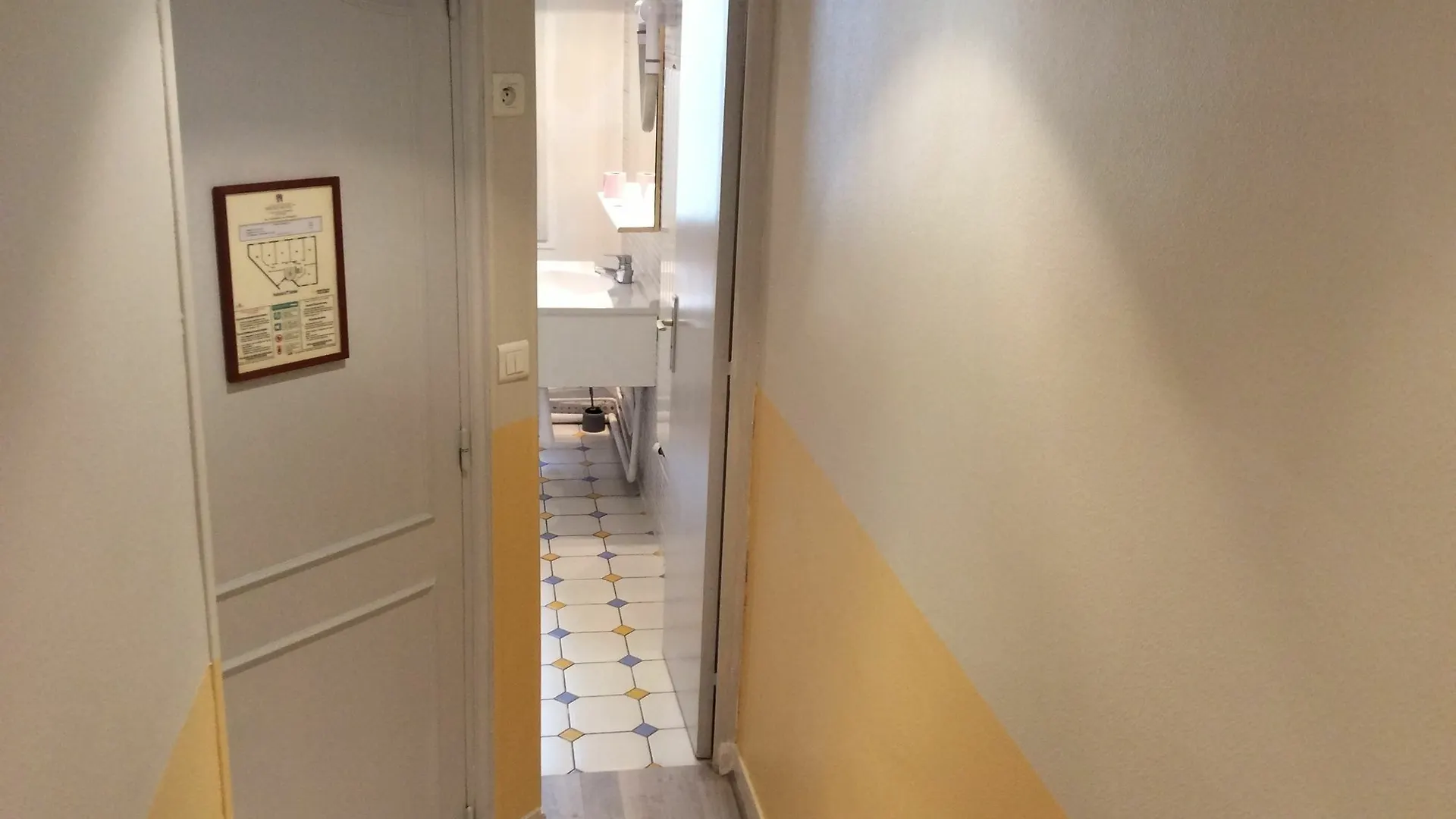 Hotel Phenix Paris